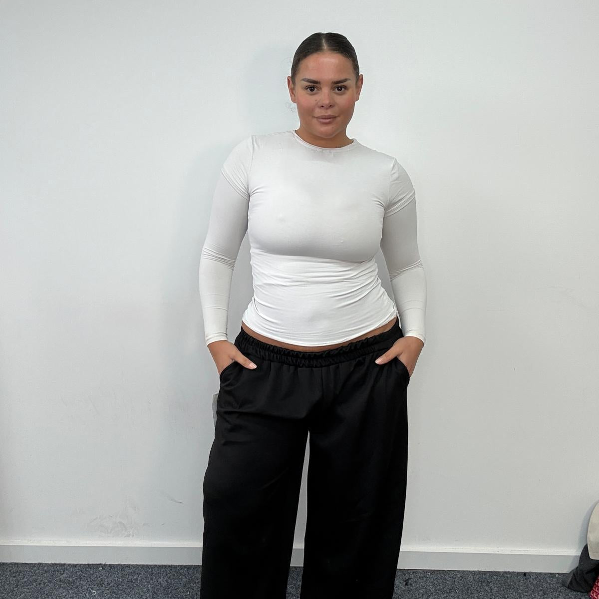 Plus Size Wide Leg Elastic Waist Trousers with Pockets